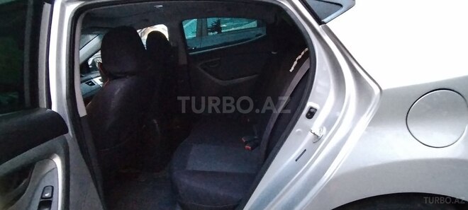 Hyundai Elantra 2012, 223,885 km - 1.8 l - Bakı