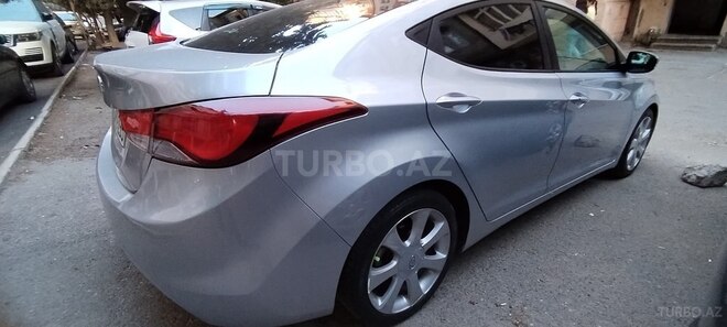 Hyundai Elantra 2012, 223,885 km - 1.8 l - Bakı