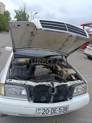 Mercedes C 180 1995, 370,000 km - 1.8 l - Gəncə