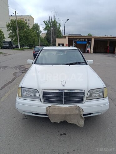 Mercedes C 180 1995, 370,000 km - 1.8 l - Gəncə