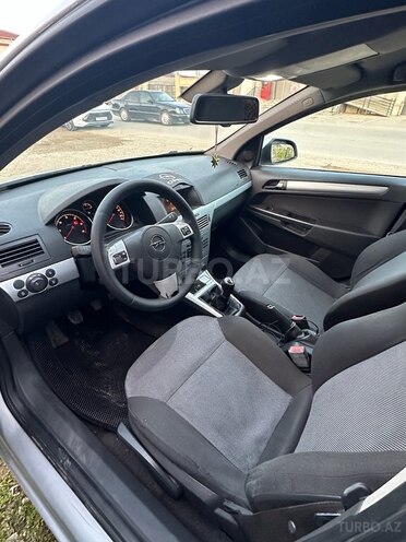 Opel Astra 2009, 360,000 km - 1.3 l - Bakı