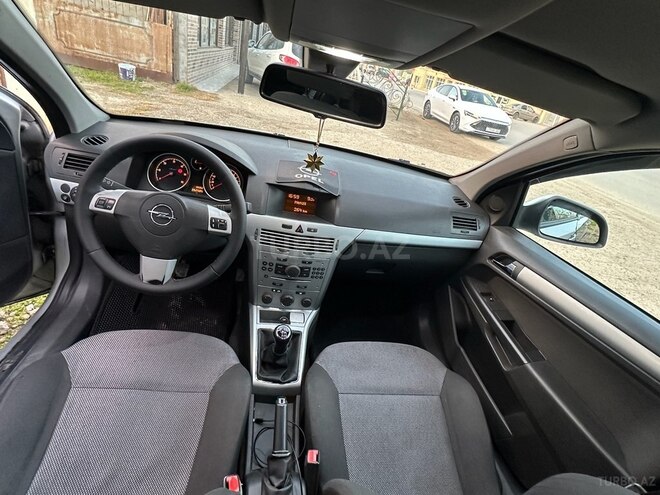 Opel Astra 2009, 360,000 km - 1.3 l - Bakı