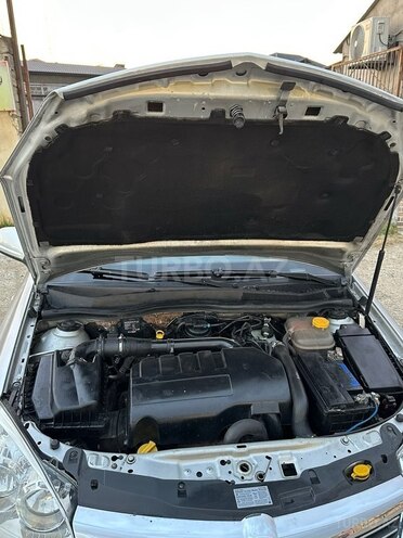 Opel Astra 2009, 360,000 km - 1.3 l - Bakı