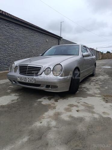 Mercedes E 270 2000, 383,000 km - 2.7 l - Bakı