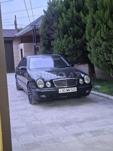 Mercedes E 280 2000, 280,000 km - 2.8 l - Bakı