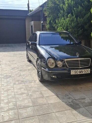 Mercedes E 280 2000, 280,000 km - 2.8 l - Bakı