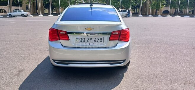 Chevrolet Cruze-4
