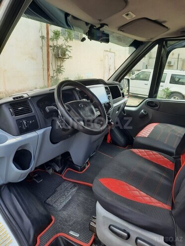 Ford Transit 2010, 221,000 km - 2.4 л - Bakı