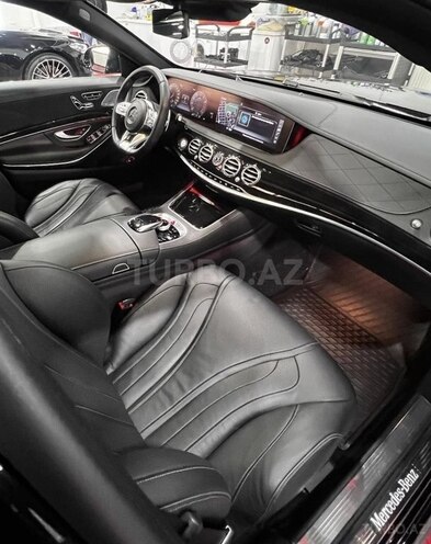 Mercedes S 560 4MATIC 2018, 59,500 km - 4.0 l - Bakı