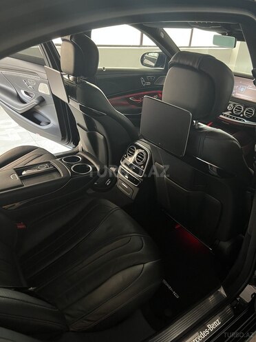 Mercedes S 560 4MATIC 2018, 59,500 km - 4.0 l - Bakı