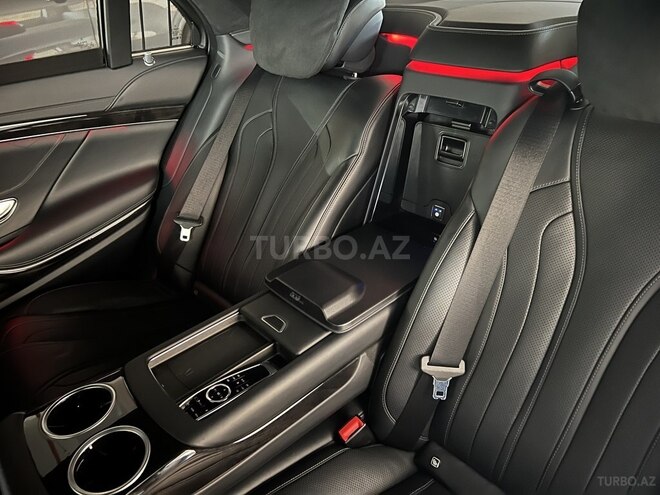 Mercedes S 560 4MATIC 2018, 59,500 km - 4.0 l - Bakı