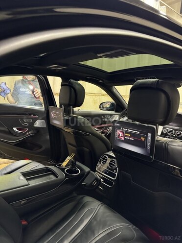 Mercedes S 560 4MATIC 2018, 59,500 km - 4.0 l - Bakı