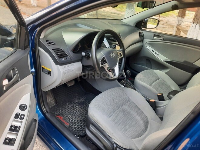 Hyundai Accent 2015, 135,000 km - 1.6 l - Sumqayıt