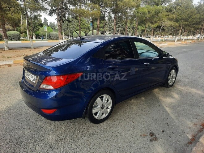 Hyundai Accent 2015, 135,000 km - 1.6 l - Sumqayıt