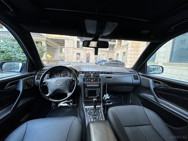 Mercedes E 320 2000, 324,000 km - 3.2 l - Bakı