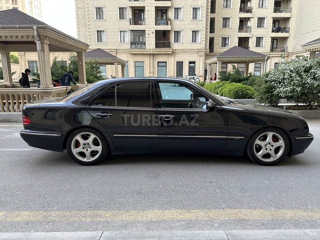 Mercedes E 320 2000, 324,000 km - 3.2 l - Bakı