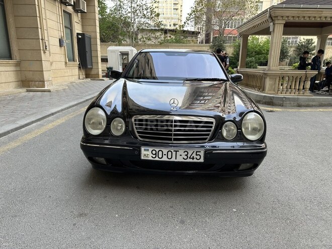 Mercedes E 320 2000, 324,000 km - 3.2 l - Bakı