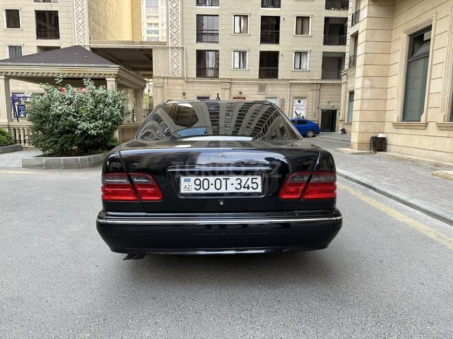 Mercedes E 320 2000, 324,000 km - 3.2 l - Bakı