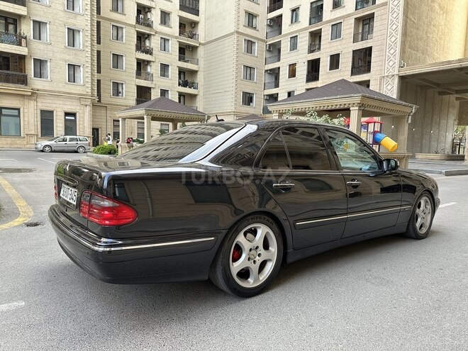 Mercedes E 320 2000, 324,000 km - 3.2 l - Bakı