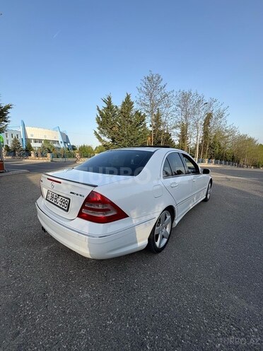 Mercedes C 240 2002, 162,000 km - 2.4 l - Qusar