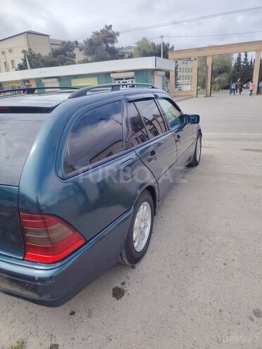 Mercedes C 220 d 1998, 526,507 km - 2.2 l - Neftçala