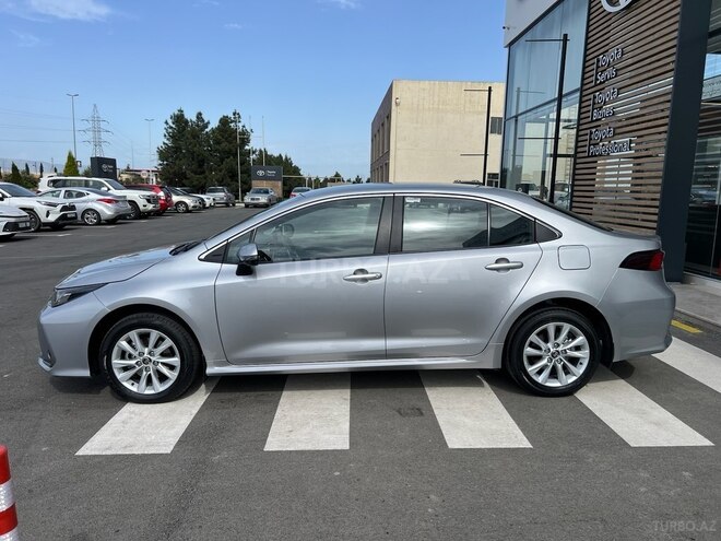Toyota Corolla 2023, 50,000 km - 1.8 l - Gəncə