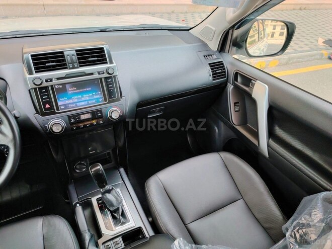 Toyota Land Cruiser Prado 2014, 60,000 km - 2.7 l - Bakı