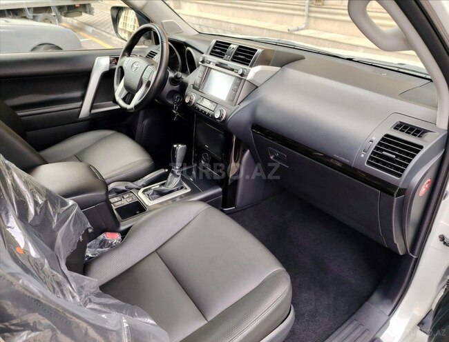 Toyota Land Cruiser Prado 2014, 60,000 km - 2.7 l - Bakı