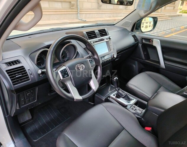 Toyota Land Cruiser Prado 2014, 60,000 km - 2.7 l - Bakı