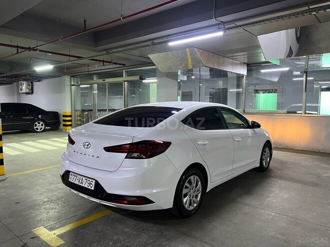 Hyundai Elantra 2018, 70,150 km - 2.0 л - Bakı