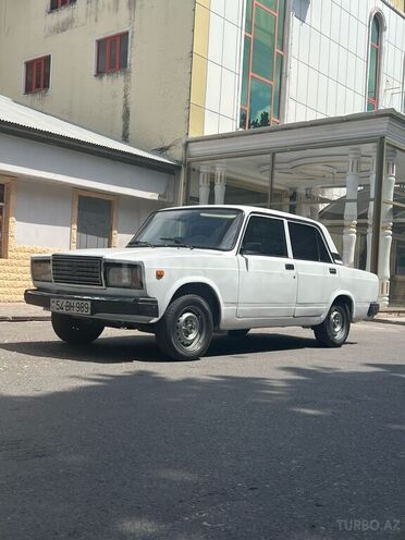 LADA (VAZ) 2107 2002, 95,000 km - 1.6 л - Ucar