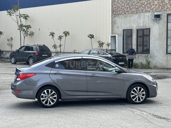 Hyundai Accent 2015, 155,000 km - 1.4 l - Bakı