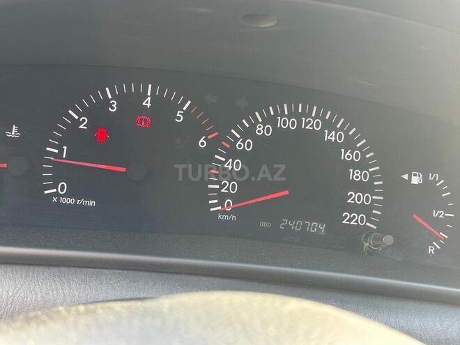 Toyota Corolla 2006, 260,000 km - 1.4 l - Qəbələ