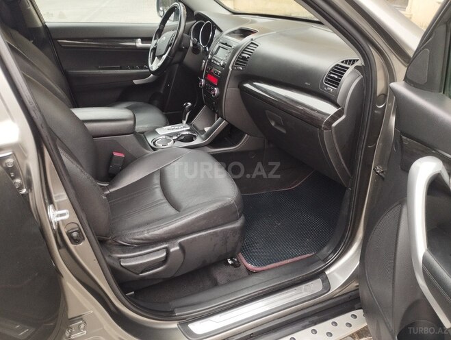Kia Sorento 2010, 268,000 km - 2.0 l - Bakı