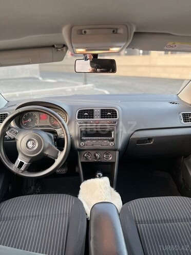 Volkswagen Polo 2012, 323,700 km - 1.6 l - Bakı