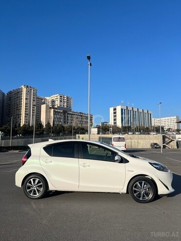 Toyota Aqua 2017, 119,000 km - 1.5 l - Bakı