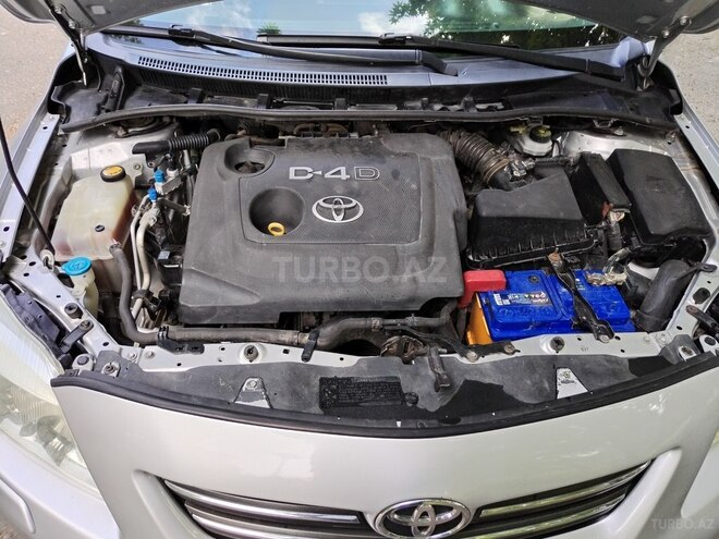 Toyota Corolla 2009, 352,200 km - 1.4 l - Sabirabad