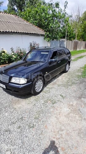 Mercedes C 200 2000, 430,000 km - 2.0 l - Ağdaş
