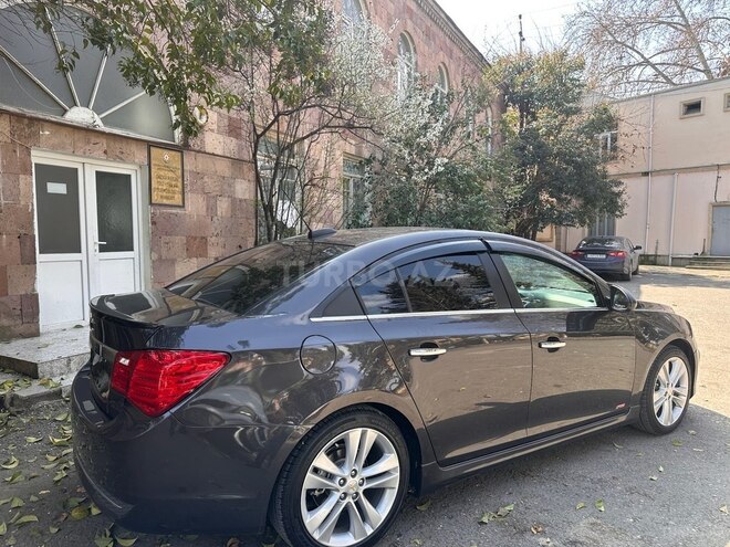 Chevrolet Cruze 2014, 293,000 km - 1.4 l - Qazax