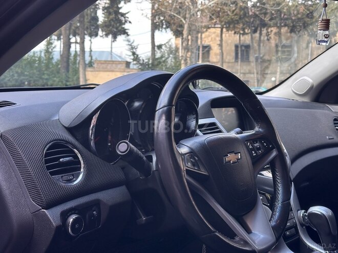 Chevrolet Cruze 2014, 293,000 km - 1.4 l - Qazax