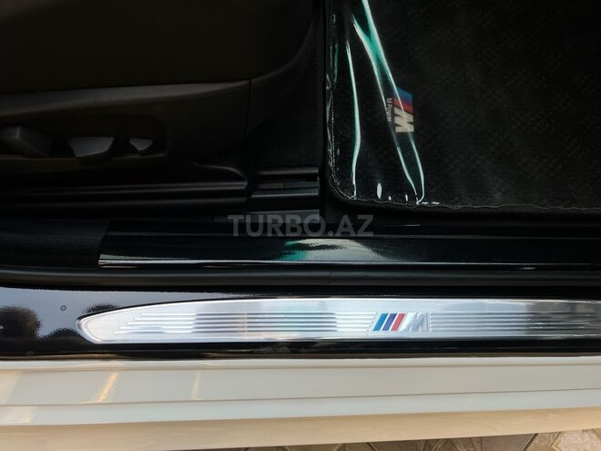 BMW 525 2009, 70,000 km - 2.5 l - Bakı