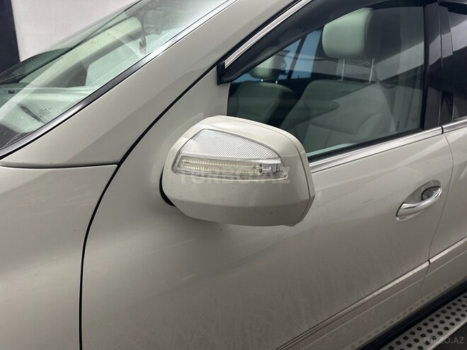 Mercedes GL 350 4MATIC 2010, 240,000 km - 3.0 l - Bakı