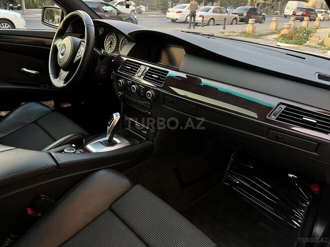 BMW 525 2009, 70,000 km - 2.5 l - Bakı