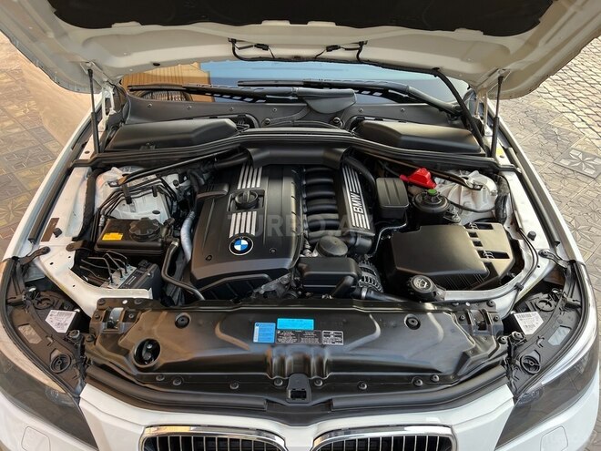 BMW 525 2009, 70,000 km - 2.5 l - Bakı