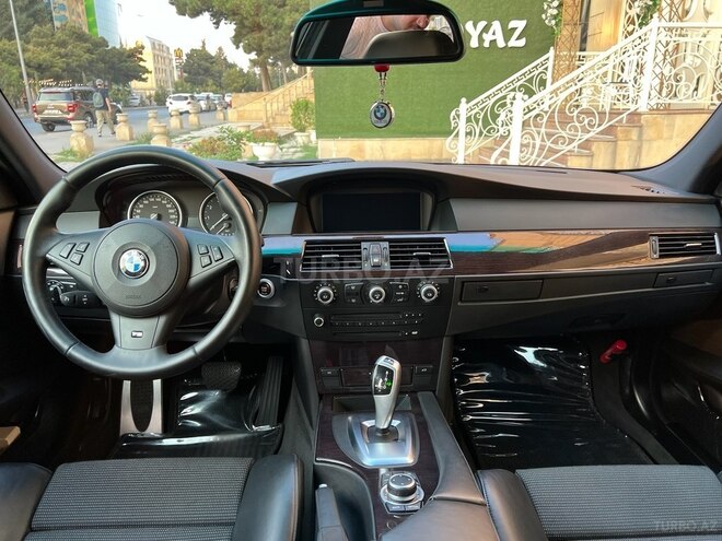 BMW 525 2009, 70,000 km - 2.5 l - Bakı