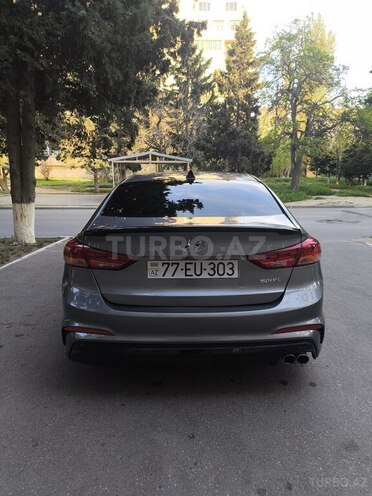 Hyundai Elantra 2018, 84,500 km - 1.6 л - Bakı