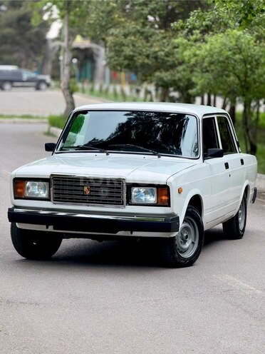 LADA (VAZ) 2107 2011, 79,000 km - 1.6 l - Gəncə