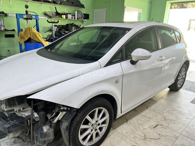 SEAT Leon 2012, 197,566 km - 1.6 l - Bakı