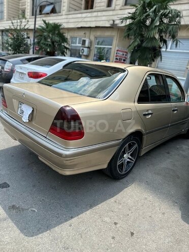 Mercedes C 230 2000, 260,000 km - 2.3 l - Gəncə