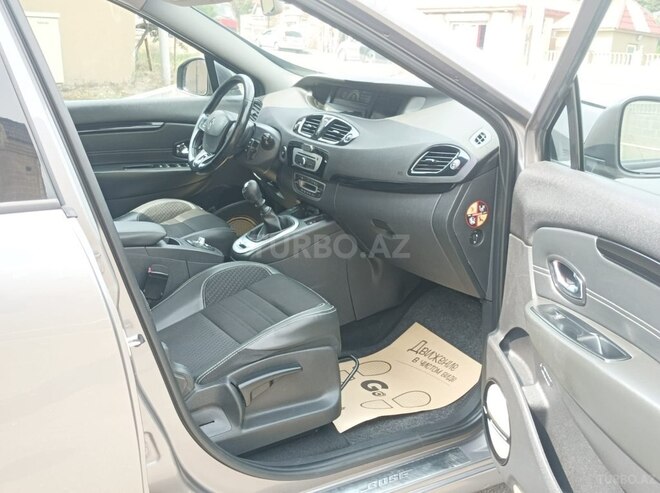 Renault Grand Scenic 2015, 273,000 km - 1.5 l - Bakı